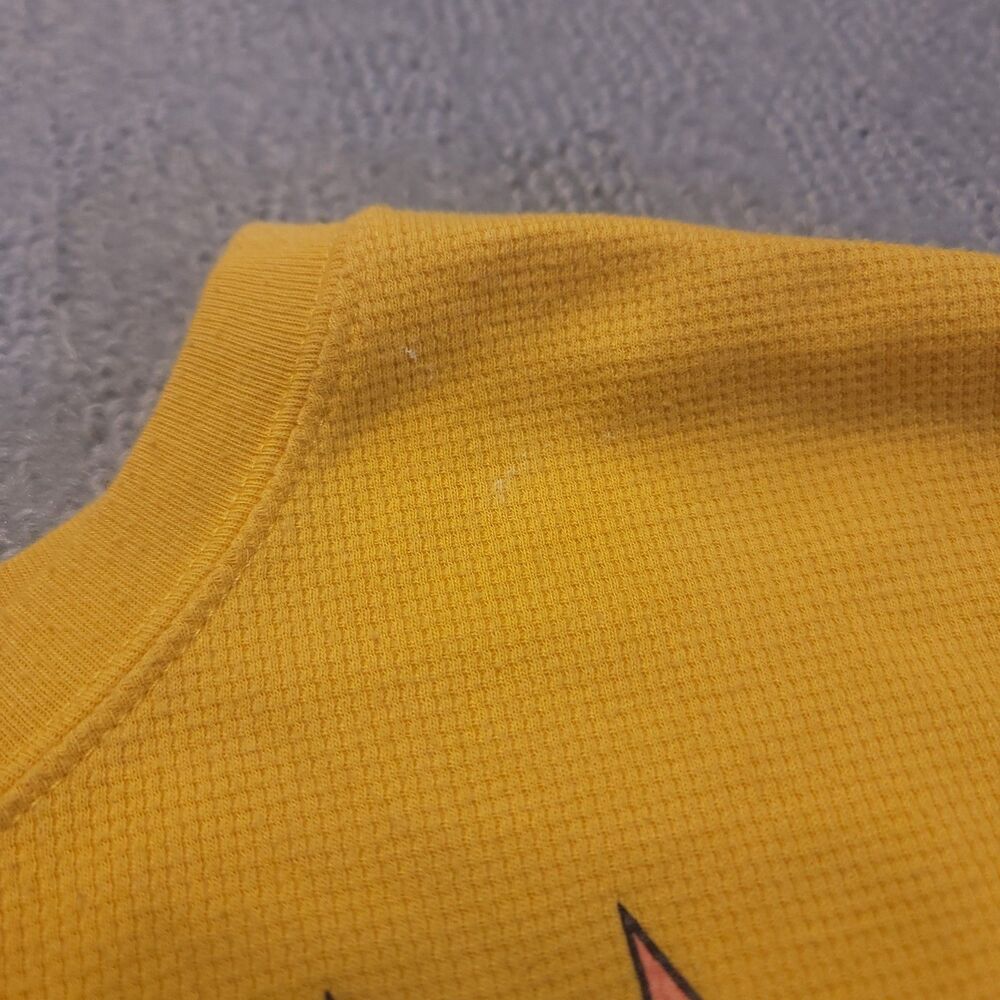Def Leppard Shirt Women M  Yellow Cropped Thermal Studded 80's Rock Graphic - Picture 6 of 7